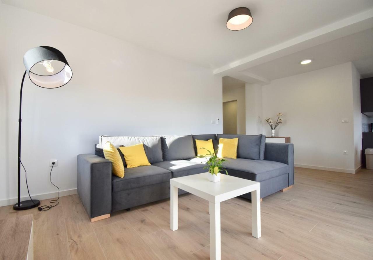 Mira Guest house